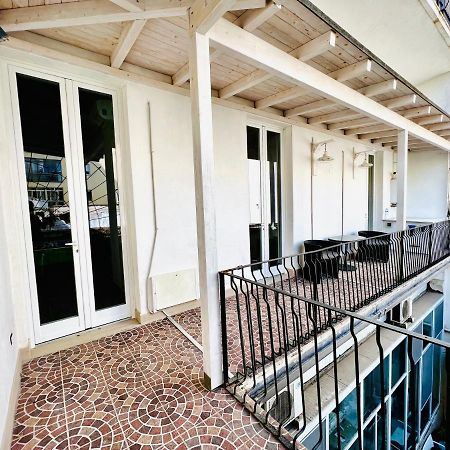 4Cats - Alloggio Incantevole In Centro Apartman Lecce Kültér fotó