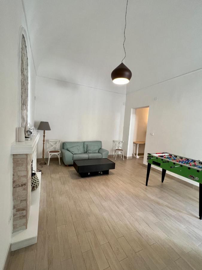 4Cats - Alloggio Incantevole In Centro Apartman Lecce Kültér fotó